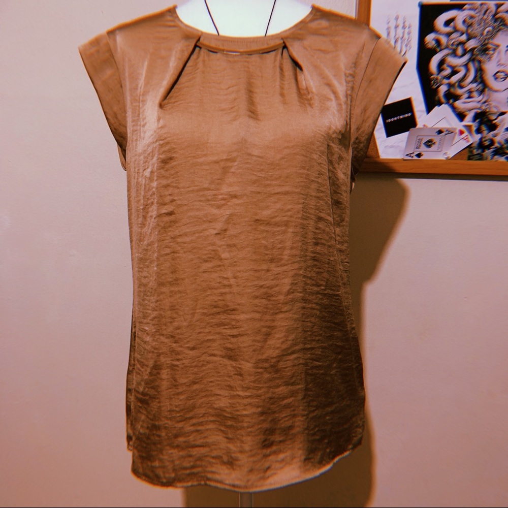 SCANDAL COLLECTION • Taupe Blouse